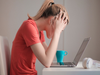 Stress: que faire pour contrecarrer ses dégats sur nos cheveux??